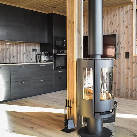 בית נופש Awesome In W/ Wifi And 5 Bedrooms Saudasjøen